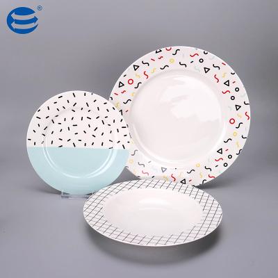 China Excellent New Viable Custom Bone China Dinnerware 18pcs Round Dish Sets Ceramic Dinnerware Sets for sale