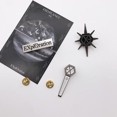 China Kpop Kpop 1Pcs EXO Badge Brooch Name Badge Listing Metal Around 5th Visit Concert Decorations Fans Pendant Gift Z136 for sale