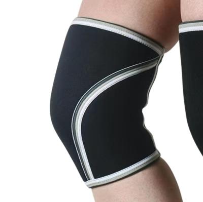 China Custom Elasticity Knee Sleeve Weightlifting Neoprene Knee Support Brace Short Multicolor Option for sale