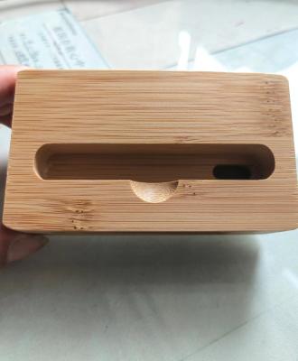 China Adjustable Bamboo Hot Sale Loud Wooden Speaker For Most Smartphone Mini Portable Mobile Phone Stand Mini Amplifier for sale