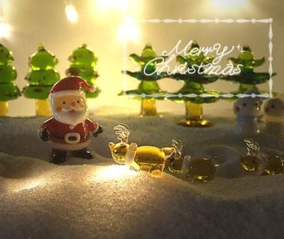 China Christmas Home Decoration Decorative Christmas Glass Figurine for sale