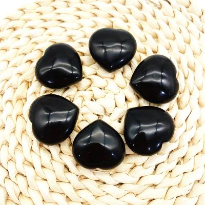 China China Hot Selling Good Quality Natural Obsidian Eco-friendly Black Heart Polished Stone For Decoration for sale