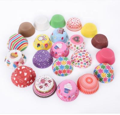 China Backeware Sustainable Paper Cup Liner Cake Cup 100 PCS Set Disposable Cake Tools Waterproof Paper Cupcakes Liner For Baking for sale