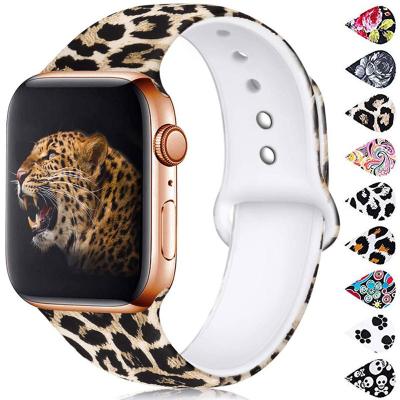 China Easy Watch Band 45mm 44mm Watch Strap For Apple Watch With Stable Pattern for sale