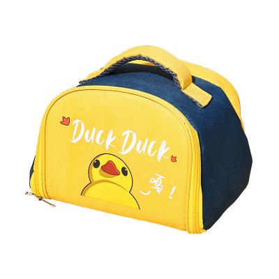 China Cartoon pattern high quality factory wholesale duckling student handbag lunch bag men and women portable adult picnic bag for sale