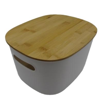 China Minimalist 3.5L Plastic Storage Bin Storage Box Storage Tub With Handle And Bamboo Lid for sale