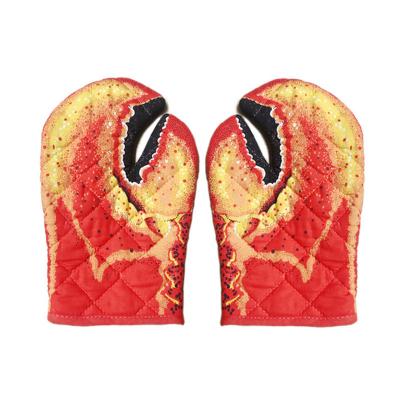 China Claw Oven Mitts, One Size, Red, Cotton Oven Gloves Novelty Novelty Lobster Heat Resistant Design for sale