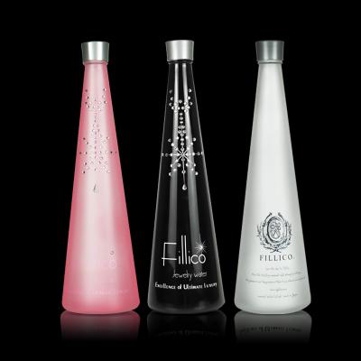 China Special Designed Crystal Diamond Water Bottle For Beverage Glass Beverage 750ML Water Juice for sale