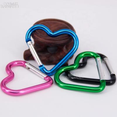 China Lightweight Heart Shaped Multicolor Aluminum Alloy Spring Hooks Carabiner for sale