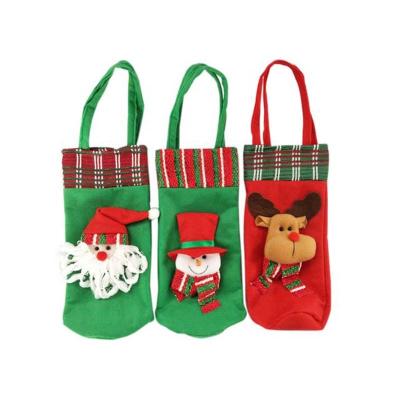 China Felt Factory Selling Santa Cottage Garden Christmas Hygge Decoration Christmas Wine Bottle Cover Felt Wine Bag For Christmas for sale