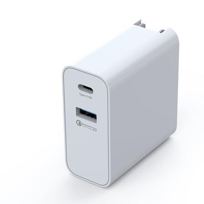 China New 2021 Electric Tool Trend PD20W Wall Charger QC3.0 USB Charging Left 2 USB Adapter A+ USB C Adapter for sale