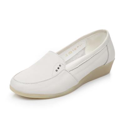 China Slip Resistant White Leather Nurse Shoes For Summer Wedge Heel Soft Leather Slip Resistant Gum Rubber Ladies Sole Shoes for sale