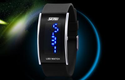 China Reloj electrónico resistente unisex de agua del reloj del LED Digital en venta