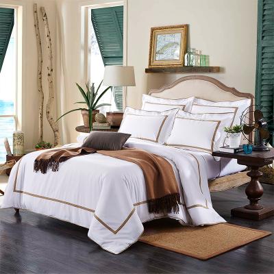 China Customized Size Anti-Static High Quality Bedding Set Anti-Pilling Bamboo Fiber Home Hotel Comforter Bedding Set for sale