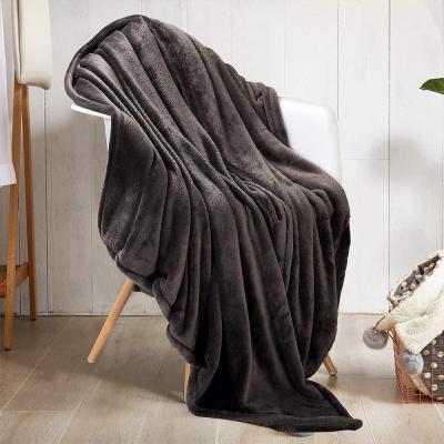 China Anti-pilling Halloween Fleece Throw Blankets Indoor Outdoor Gray Lightweight Soft Blankets And Sofa 50X60 Inch Throws for sale