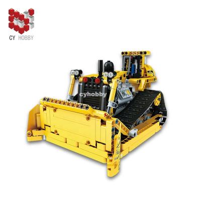 China Educational Toy MOLD KING Building Block DIY Bulldozer Toys Roll Loader Block Set for sale