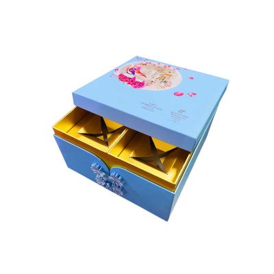 China Recyclable Luxury Gift Box Packaging For Food Food Grade Wholesale Cardboard Box for sale