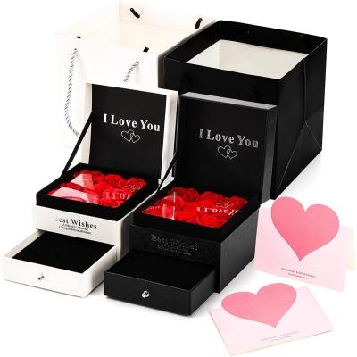 China Recyclable Valentine Gift Boxes Packaging Customization Personalized Gift Boxes Wholesale for sale