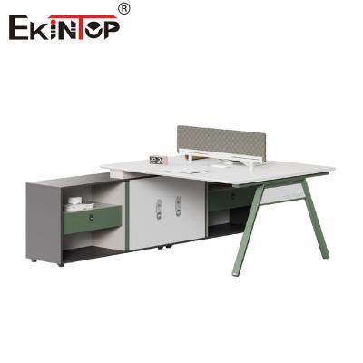 China Modern Style Modular Customizable Office Workstation Wooden Materials for sale