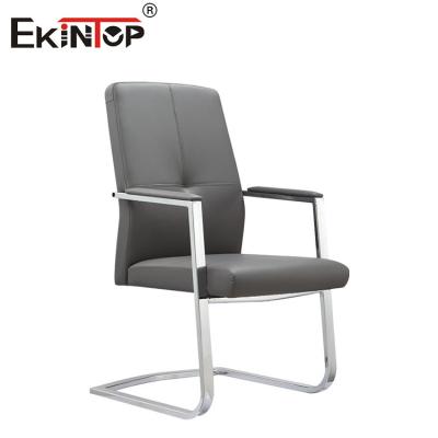 Chine Chaise en cuir PU Chaise de bureau de nouvelle conception avec une jambe en métal Chaises de bureau de qualité à vendre