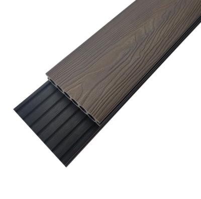 Chine Couleur de bois de rose WPC Co Extrusion Decking haute résistance au feu à vendre