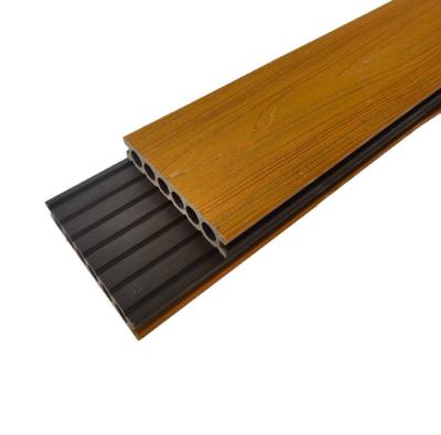 China Teak No.1 Exterior Super impermeable WPC piso de cubierta exterior 140x25mm en venta