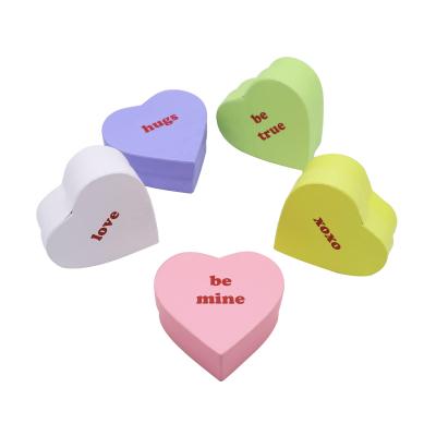 China Handmade Chocolate Paper Box With Dividers Grids Chocolate Packaging Empty Paper Gift Box With Blister Heart Shape Chocolate Plastic Box for sale