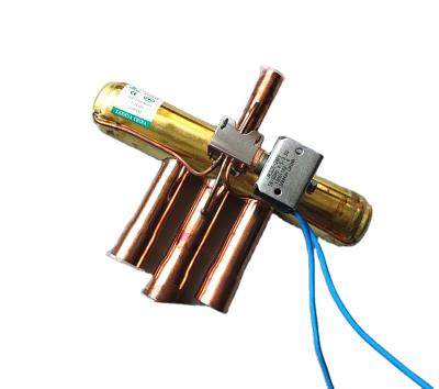 China Refrigeration Parts SHF 20D- 46-03 4 Way Reversing Valve 5P Air Conditioning Air Power Heat Pump Valve With Solenoid for sale