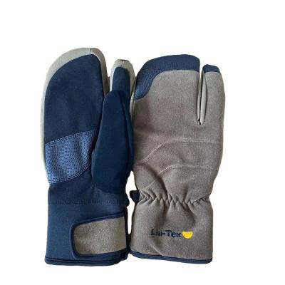 China Warm Classic Winter Three-finger Ski Mittens High Quality Windproof Comfortable for sale