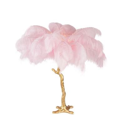 China Real bird feather table lamps featheer resin modern large table lamp for living room hotel cafe pink color for sale