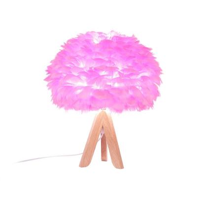 China Modern simple pink wood amzson table lamp amzson fashion simple pink wood table lamp saml size desk hot sale table lamp for sale