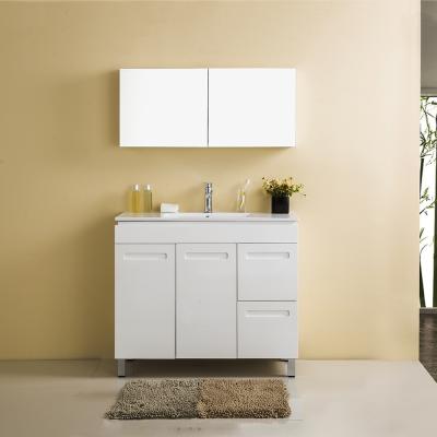 China Weatherproof Flooring PU Painted Plywood Vanities With Mirrored Bath for sale