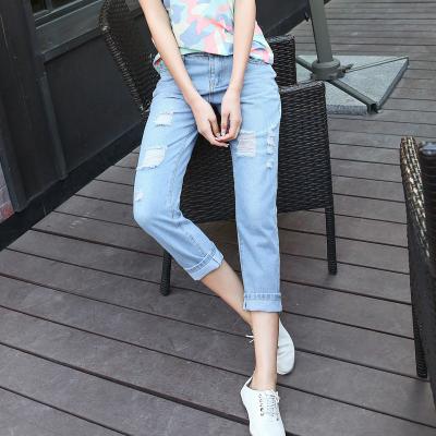 Chine La mi hausse court-circuite le style occidental des jeans cultivé par jambe droite à la mode des femmes à vendre