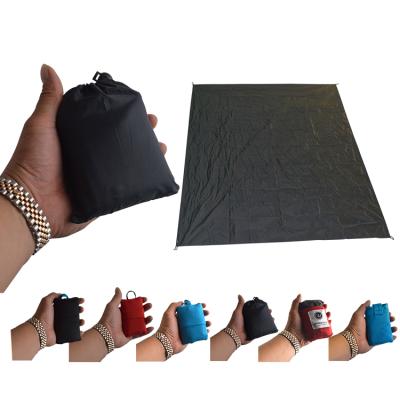 China Portable Outdoor Beach Blanket Sandproof Security Pocket Waterproof Picnic Camping Mat for sale