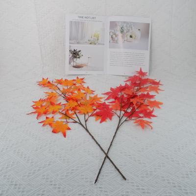 China Home room decoration artificial maple leaves in autumn, red maple leaves, used for home and room decoration for sale