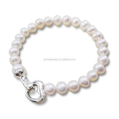 China CLASSIC Freshwater Pearl Beaded Bracelets Women Natural White Pearl Bracelet Close Round With Smooth Skin And High Luster And Heart Clasp for sale