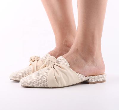 China Chic Deodorization Wrinkle Knot Walking Shoes Comfortable Slip On Loafers Low Heels Flat Shoes for Women and Ladies for sale