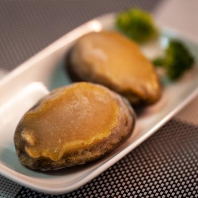 China Free Seafood Abalone Trans-fat Jelly Half Cooked Boiled Abalone With Shell for sale