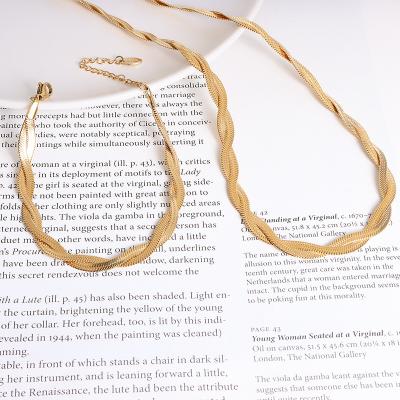 China FASHIONABLE Textured Treason Snake Bone Chain 18k Gold Plated Stainless Steel Bracelet Set Necklace for sale