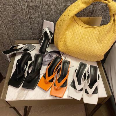 China New Arrival Size Increasing Women Nov 2021 Toes Concise Clip PU Toe Slippers Party Solid Block Heel Slip On Shoe for sale