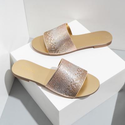 China Fashion Trend Women's Plus Size Rhinestone Casual Flat Ethnic Open Toe Flat Slip On Sandals for sale