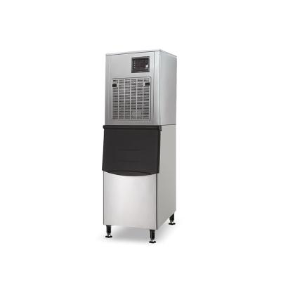 China Commercial POULTRY Moon Shape Crescent Ice Machine Ice Maker 280kg/24h For Cold Drinks for sale