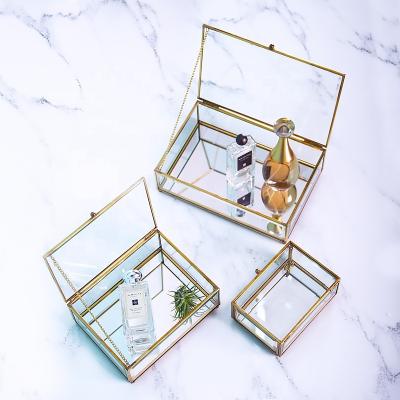 China Elegant& Northern European Decorative Small Square Rose Gold Glass Gift Display Jewelry Ring Mini Trinket Greenhouse Clear Crystal And Brass Mini Box Greenhouse for sale