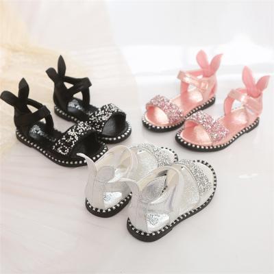 China 2018 New Design Summer Anti-odor Kids Cute Sandals Girl Soft Bottom Peep-Toe Sequined Sandals And Roman Shoes. for sale