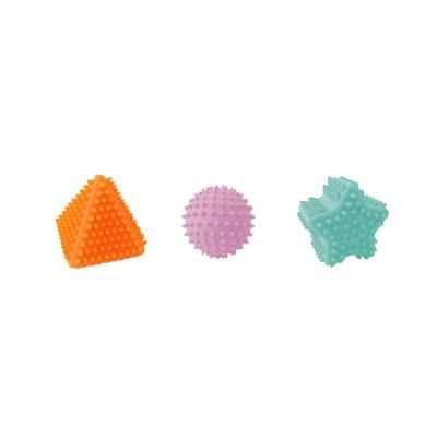 China 6pcs Eco-Friendly Water Spray Bath Toys Floating Balls Hand Grip Vinyl Massage Ball Baby Bath Toys for sale