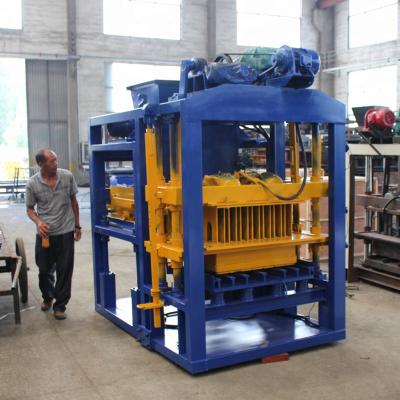 China Low price QT4-25 Concrete Bricks Making Machine cement price in India Te koop