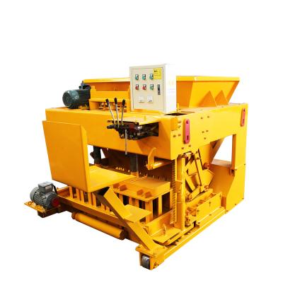 中国 QMY6-30 concrete cement hollow block making machine for sale 販売のため