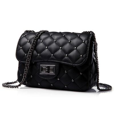 China 2018 new product ladies dress cross - metal body bags stitched chain shoulder flap bags for girl for sale