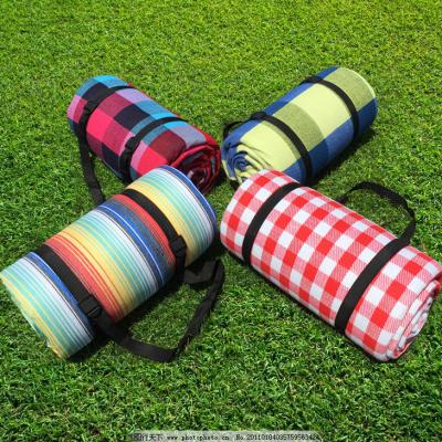 China Disposable Warm Outdoor Waterproof Beach Mat Picnic Blanket Acrylic Fleece for sale