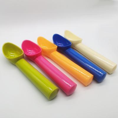 China Sustainable Food Grade Ice Cream Tools Portable Plastic Spoon Non Stick Ice Cream Scoops for sale